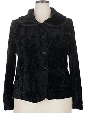 VIDAL MODES Black Faux Fur Jacket with Rounded Collar